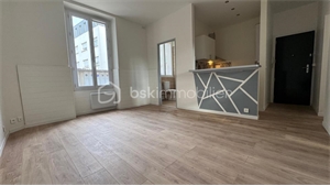 t3 à la vente -   91100  CORBEIL ESSONNES, surface 48 m2 vente t3 - UBI464610086
